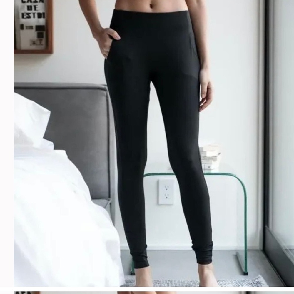 Lunya Black Restore Mid-rise Modal Elastane Leggings with Pockets large